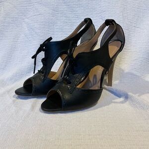 🖤 Via Uno Black Leather 4.75” Heels Pumps Lace Up - Size 8